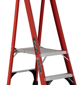 Louisville Fiberglass Pro Platform Ladder 2' 375lbs. Capacity